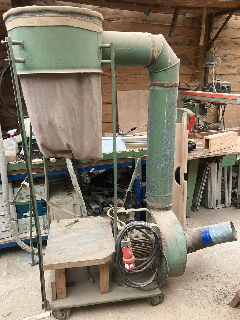 Stofafzuiging, Ophalen