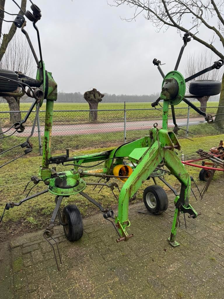 3 x schudder hooischudder hooimachine hooidraaier tractor, Dieren en Toebehoren, Stalling en Weidegang