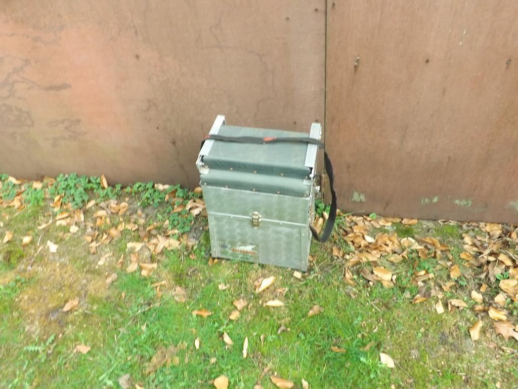 een visbak van BIFA met leuning en vol met klein materiaal, Watersport en Boten, Ophalen, Gebruikt