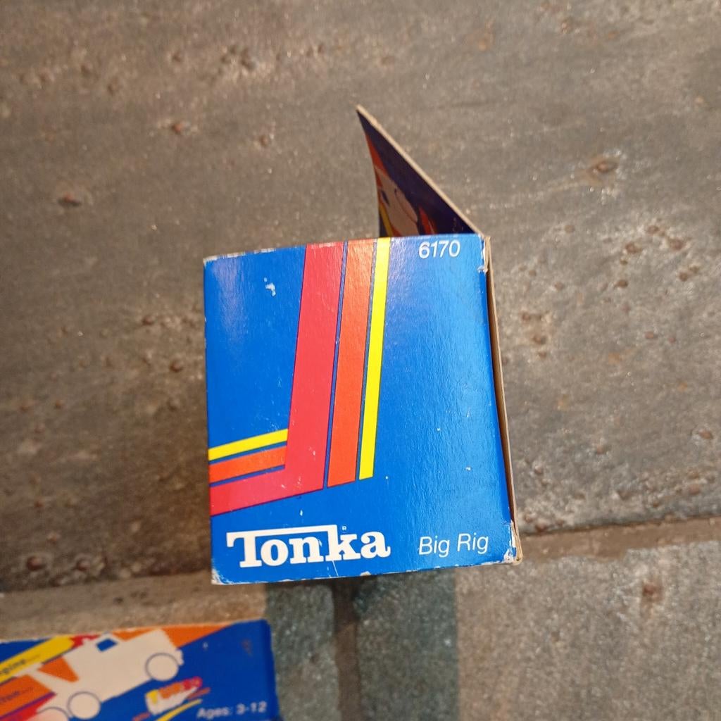 Tonka des années 80 dans sa boîte d'origine, Enlèvement ou Envoi