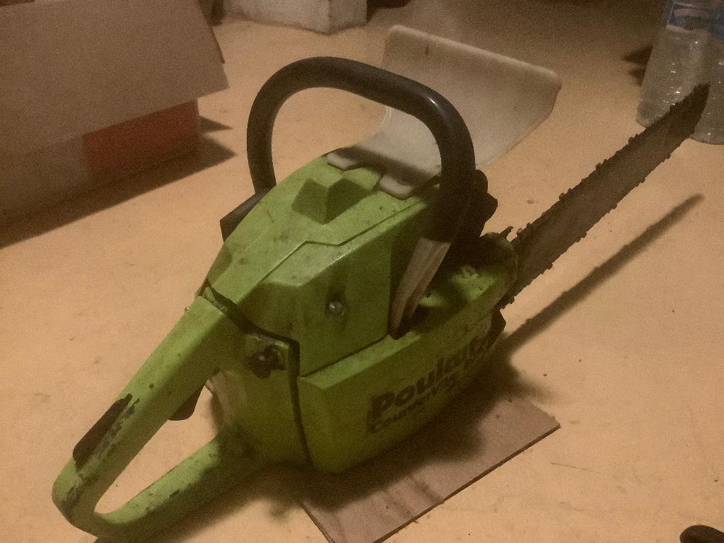 Tronçonneuse thermique Poulan 4200, Enlèvement, Utilisé, Autres types, Poulan 4200