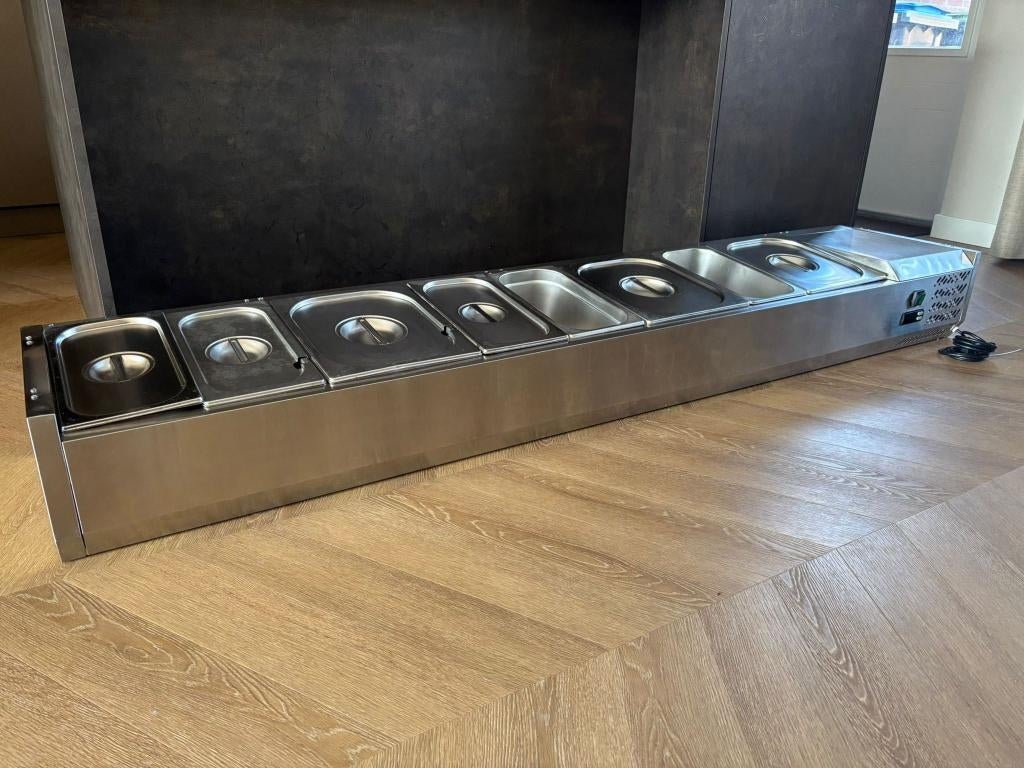 Vitrine/saladette réfrigérée de comptoir Saro, 200 cm,, Electroménager, Enlèvement, Comme neuf