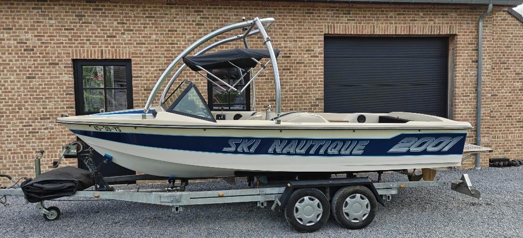 Ski Nautique1988 met stalling trailer, Watersport en Boten, Speedboten, Ophalen, Gebruikt, Binnenboordmotor, Overige brandstoffen