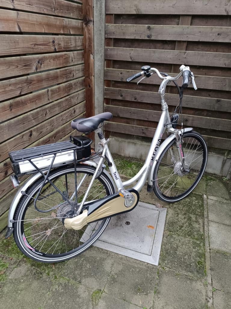 Keola elektrisch, Ophalen