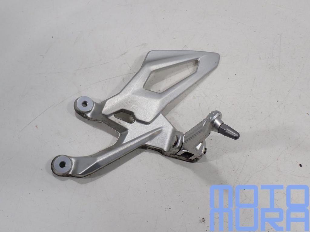 Voetsteun links voor de BMW S 1000 R 2017 - 2020 K47 S1000R, Gebruikt, -, -, Ophalen of Verzenden