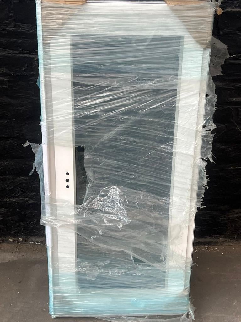 Wit aluminium neerklapbaar raam 103x47 cm - NIEUW, Ophalen, Dubbelglas