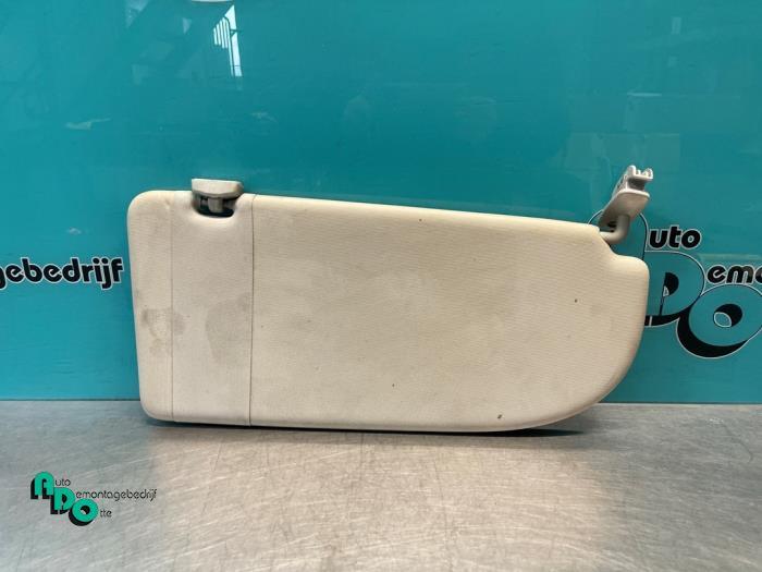 Zonneklep van een Volkswagen Caddy (Caddy 04-), Gebruikt, -, Volkswagen, -