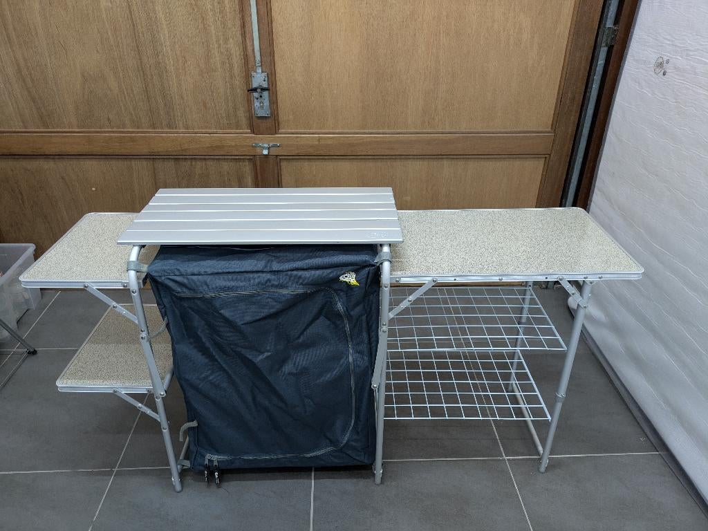 Campingkast, Caravanes & Camping, Meubles de camping, Enlèvement, Comme neuf, Armoire de camping