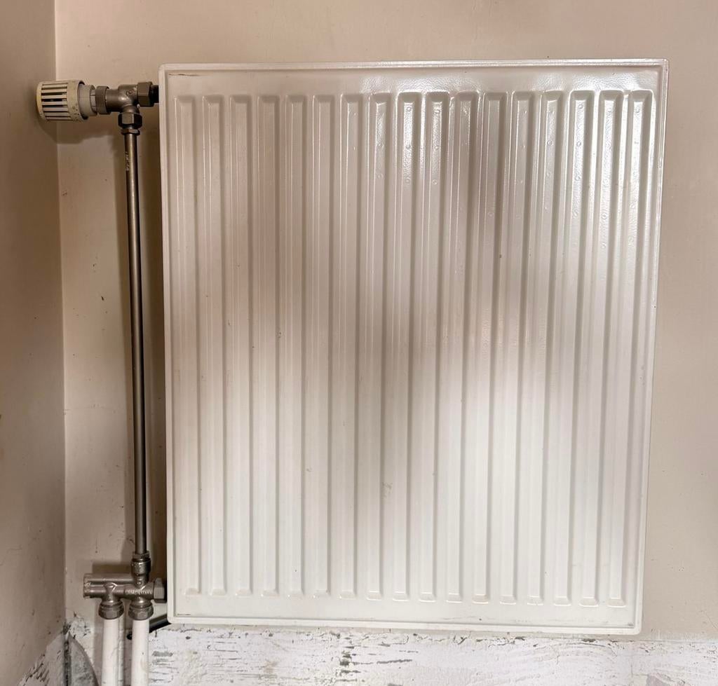 8 radiateurs, Bricolage & Construction, Enlèvement, Utilisé, Radiateur