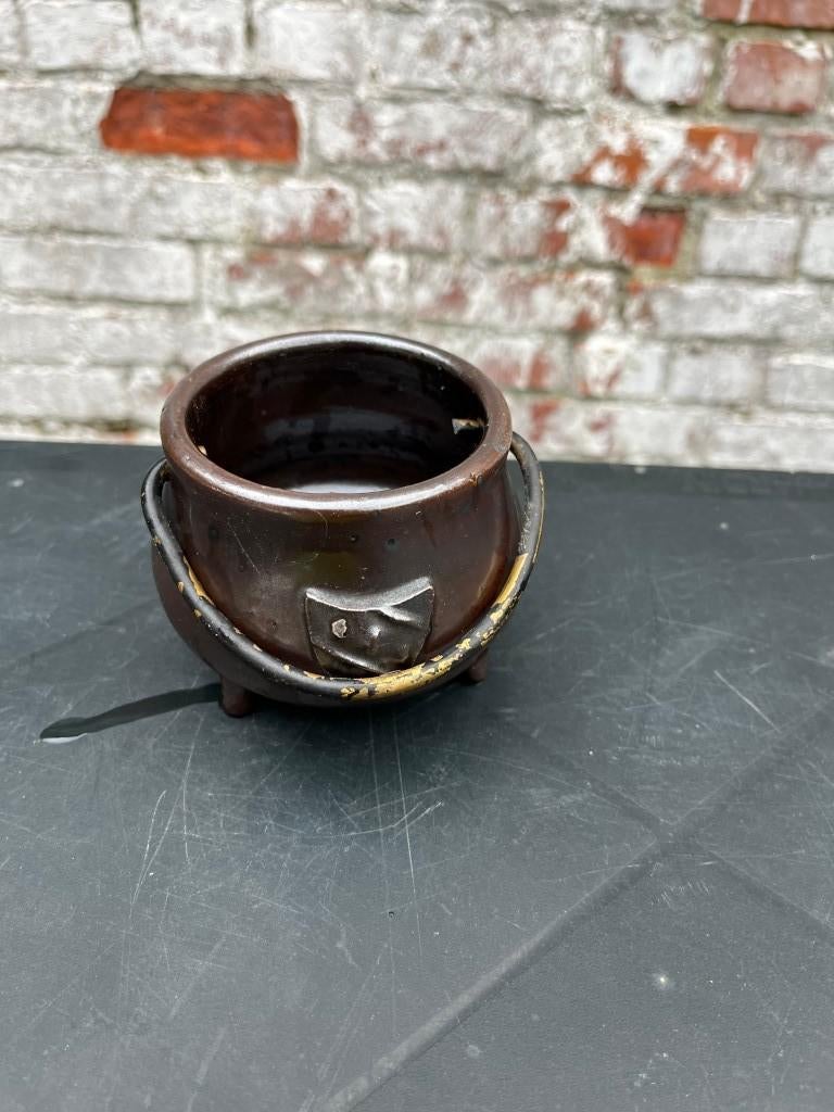 petite marmite ou bouilloire avec poignée, Antiquités & Art, Enlèvement ou Envoi