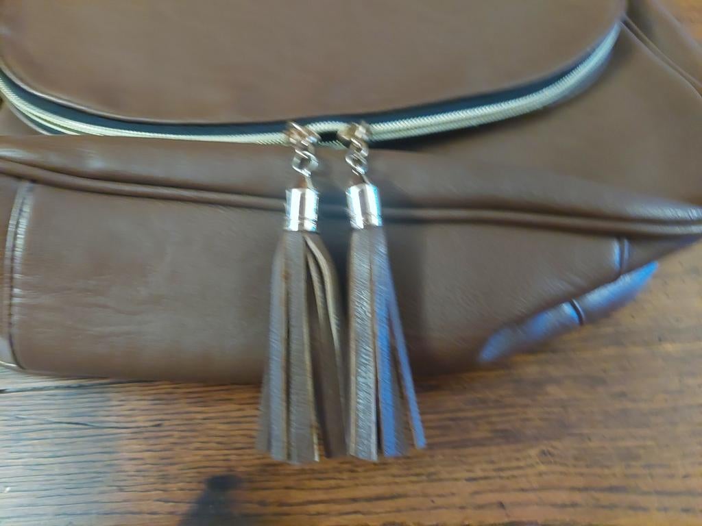 Lederen dameshandtas, Bijoux, Sacs & Beauté, Colliers, Comme neuf, Brun, Enlèvement ou Envoi