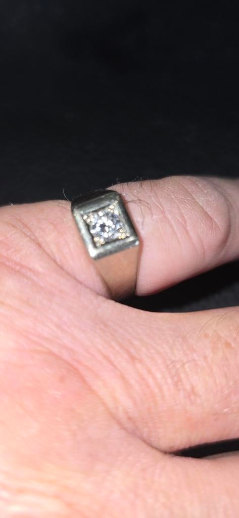 Wit gouden ring met briljant 0.50 k 8.52 gram, Handtassen en Accessoires, Ringen, 18 tot 19, Wit, Heer, Ophalen of Verzenden