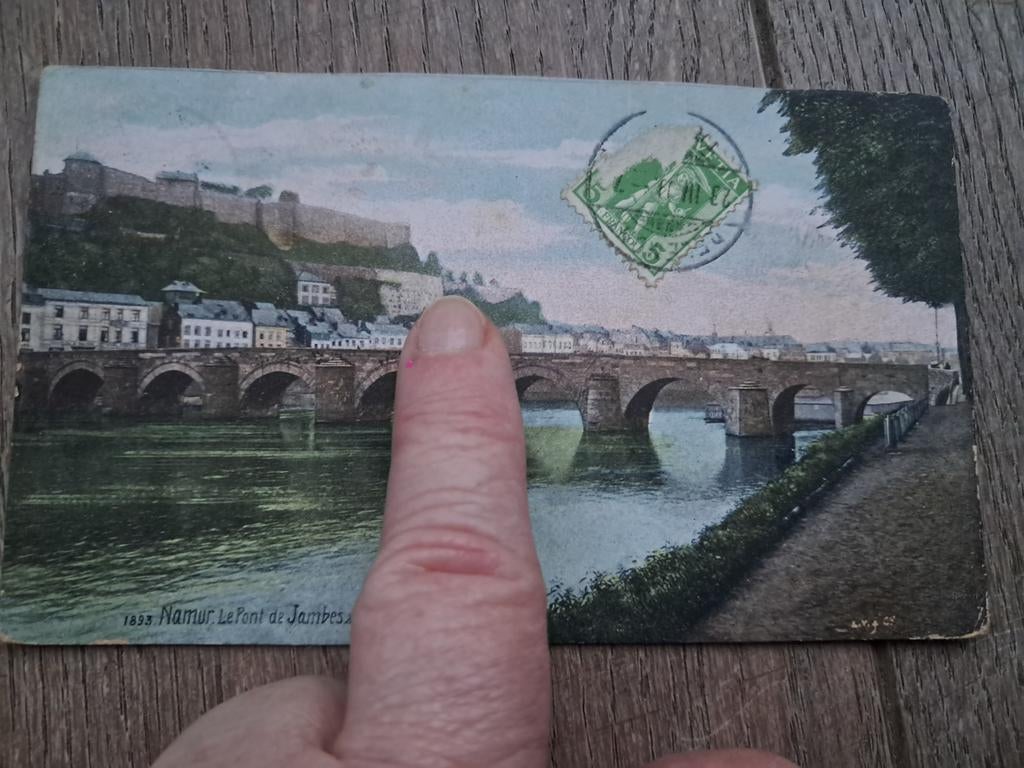 Description d'une ancienne chevalerie : un pont de Namur, Enlèvement ou Envoi, Namur