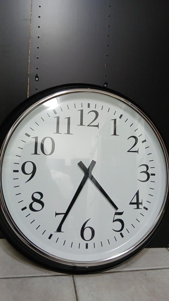 Grande horloge murale Bravur Ikea 59 cm, Maison & Meubles, Accessoires pour la Maison | Horloges, Enlèvement, Horloge murale