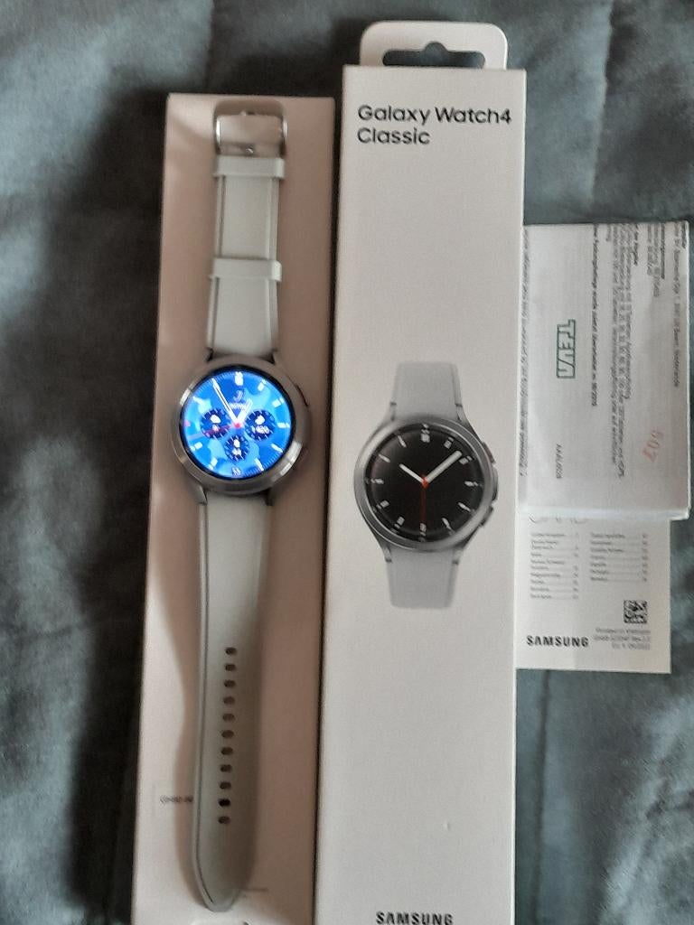 Samsung Galaxy Watch4 Classic bluetooth, 46 mm, argent, Ophalen, Samsung, Waterdicht, Slaap