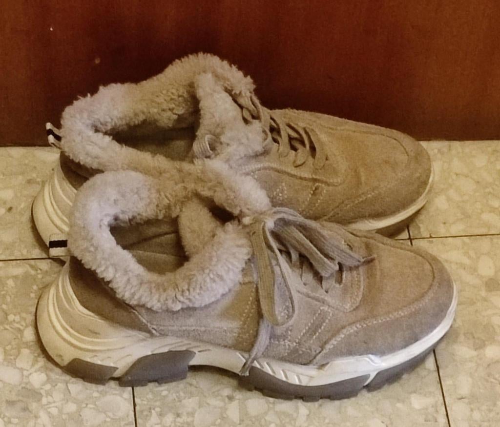 Warme sneakers maat 38, Beige, Zo goed als nieuw, Sneakers, Antonio biaggi