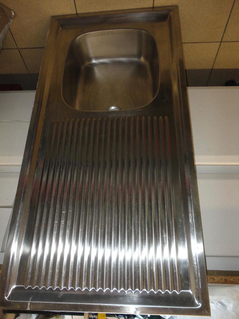 afwasbak spoelbak, Enlèvement, Utilisé