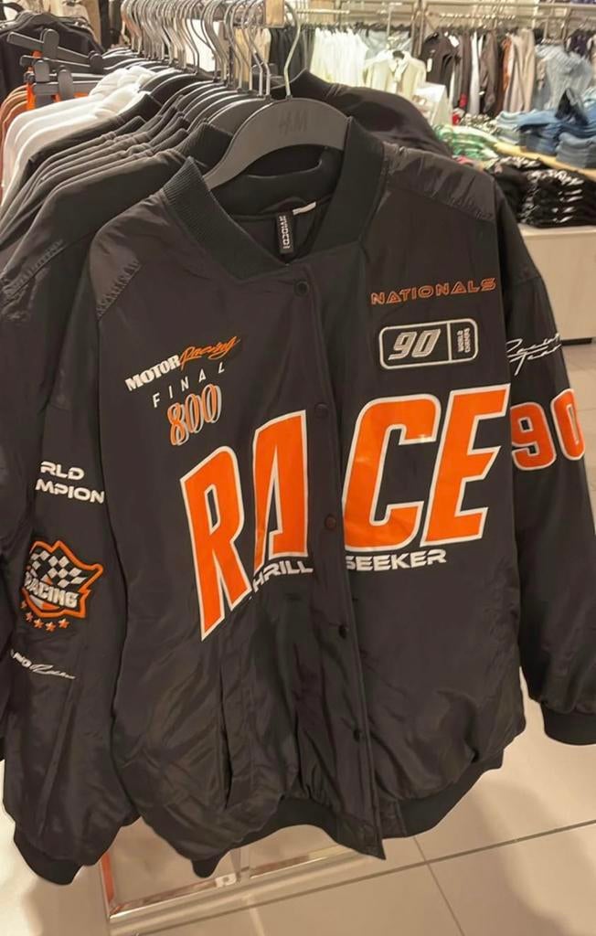 H&M Racing Bomber Jacket Medium  €30 (Unisex), Ophalen, Zo goed als nieuw, Maat 48/50 (M), Zwart