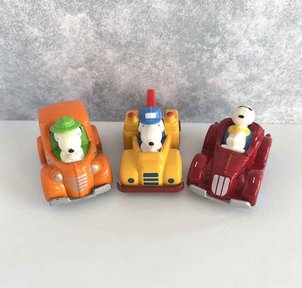 Voiture modèle réduit Snoopy - Peanuts 1966 / 1971, Collections, Statue ou Figurine, Enlèvement ou Envoi, Aucun, Snoopy
