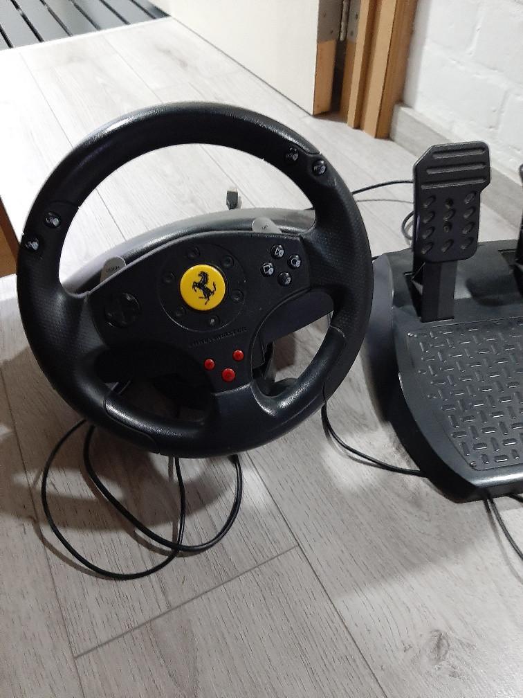 Volant Thrustmaster Ferrari complet avec pédales, Consoles de jeu & Jeux vidéo, Enlèvement ou Envoi, Utilisé