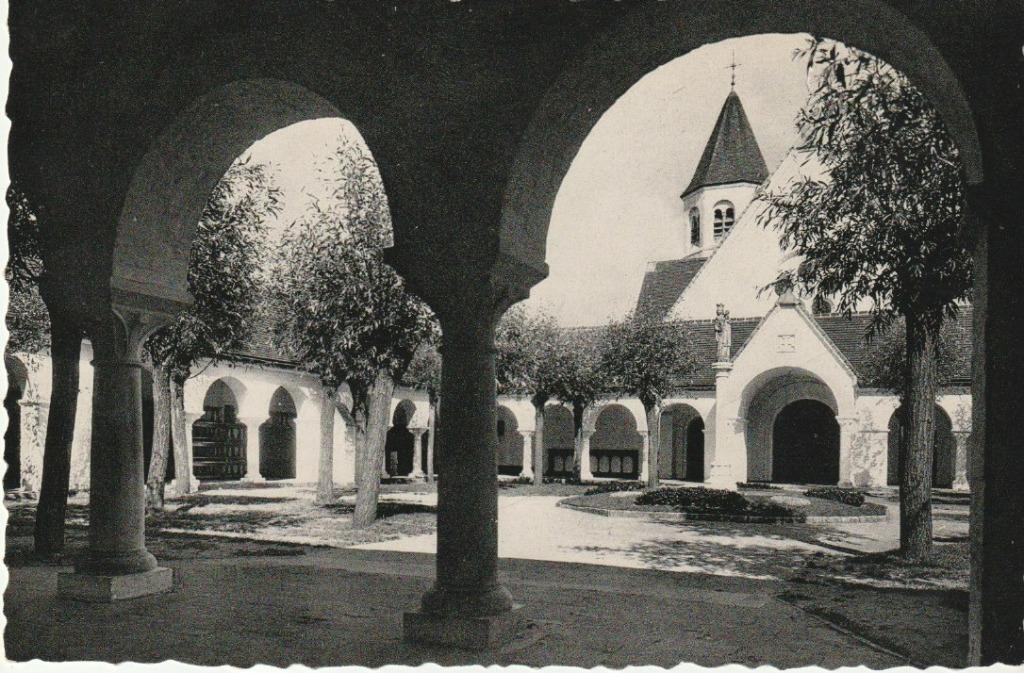 KNOKKE - ZOUTE  EGLISE DU SAINT-ROSAIRE  KERK VAN DE  HEILIG, Enlèvement ou Envoi, Non affranchie, Flandre Occidentale