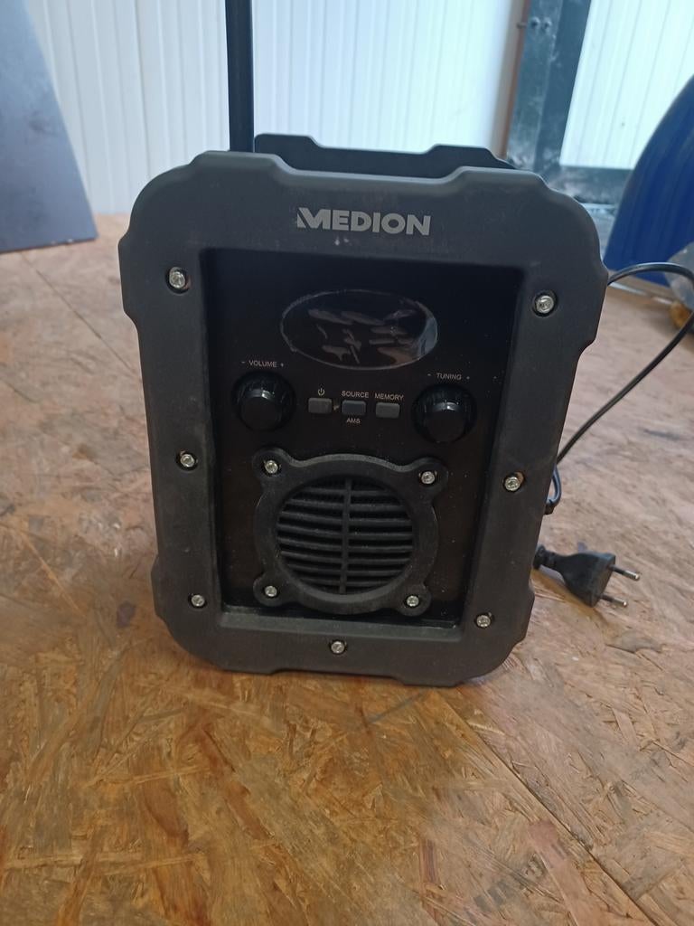 Radio werfradio, Ophalen, Zo goed als nieuw, Radio