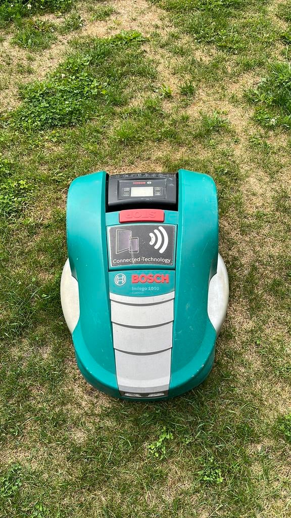 Robotmaaier Bosch Indego 1000 connect, Tuin en Terras, Robotmaaiers, Gebruikt, 20 tot 25 cm, Bestuurbaar via app, Ophalen of Verzenden