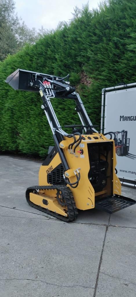 NOUVELLE CHARGEUSE SUR PNEUS, Sports & Fitness, Karting, Enlèvement ou Envoi