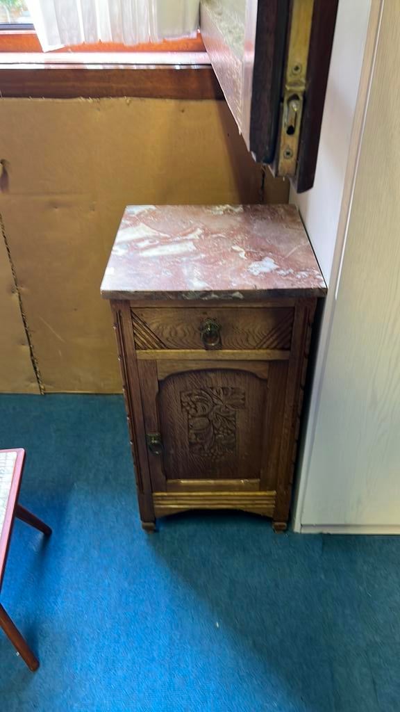 Kastje, Enlèvement, Comme neuf