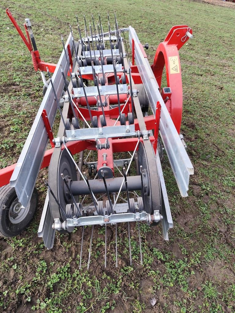 Hooikeerder, Ophalen