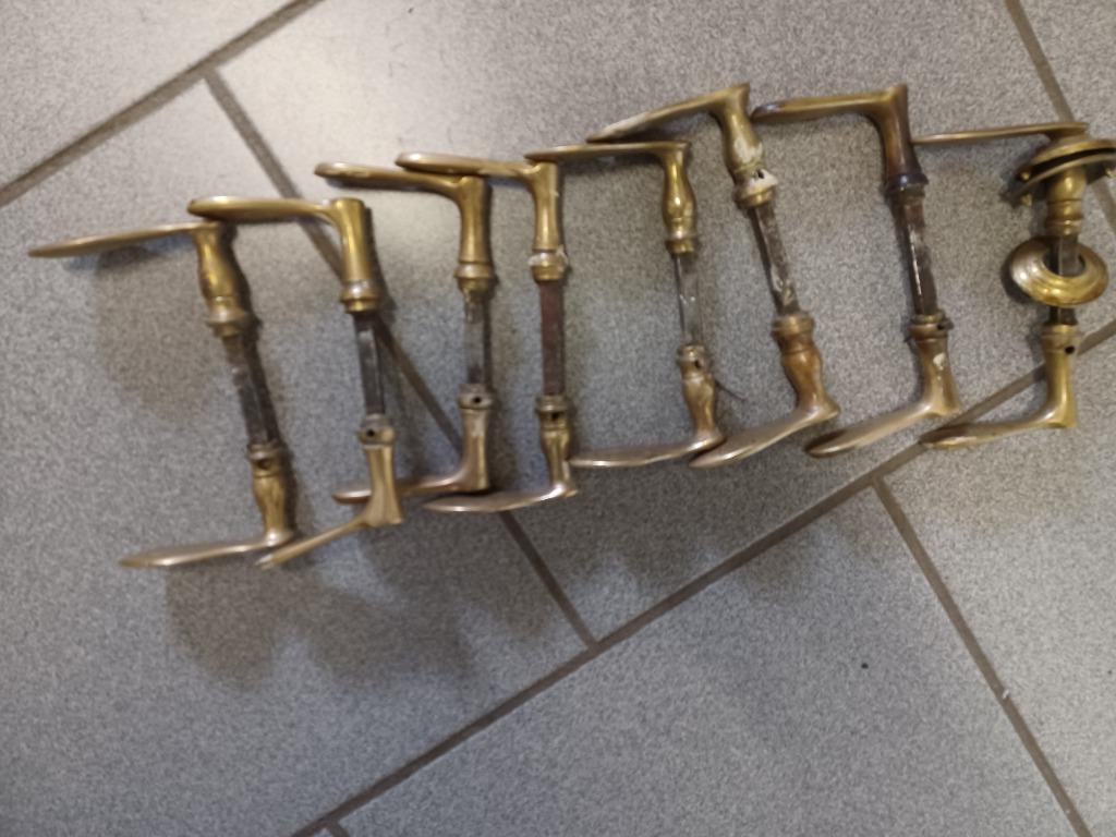 POIGNEES DE PORTES, Enlèvement ou Envoi, Utilisé, Moins de 50 mm, Autres types