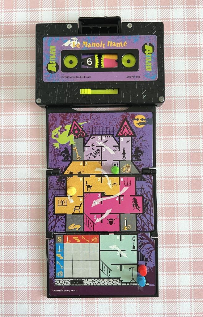 Jeu de société de poche / voyage Astujeux Le Manoir Hanté, MB, MB, Jeu de voyage, Enlèvement ou Envoi