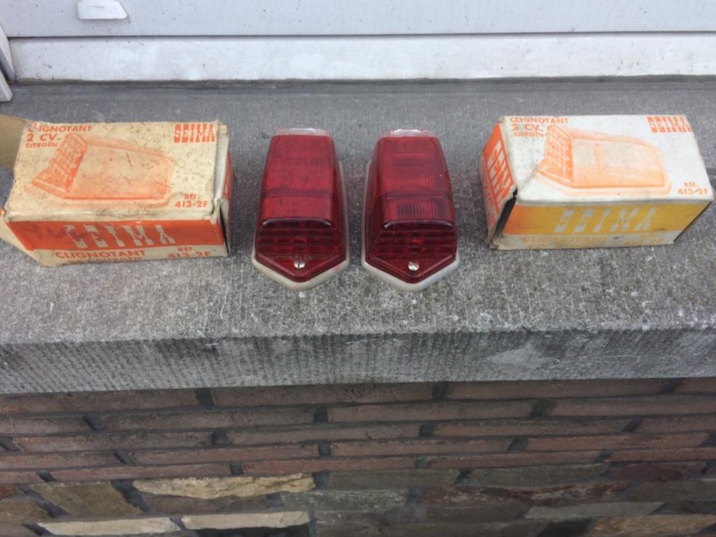 Clignotants ORIGINAUX pour vielles Citroën 2cv, Autos : Pièces & Accessoires, Éclairage, Envoi, Neuf, Citroën
