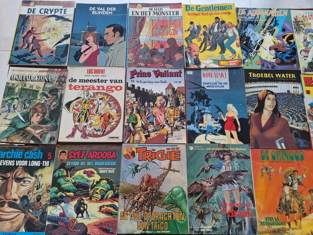 lot volwassenen strips, Ophalen of Verzenden, Gelezen