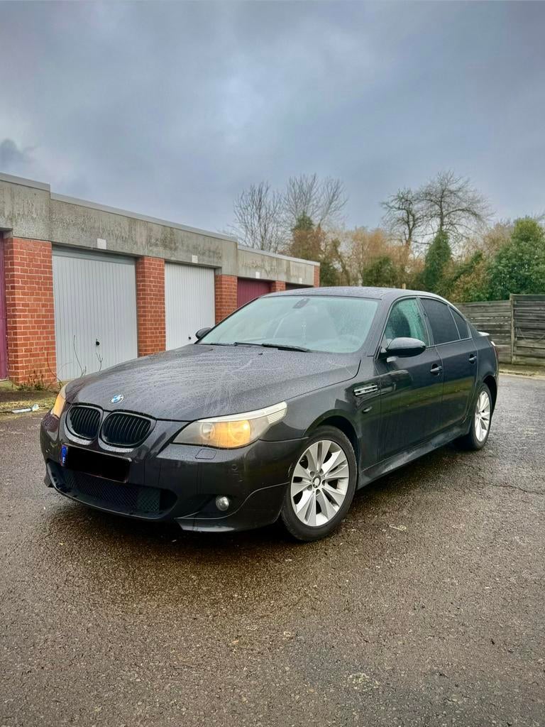 520i, Autos, BMW, Cuir, Noir, 5 portes, Berline