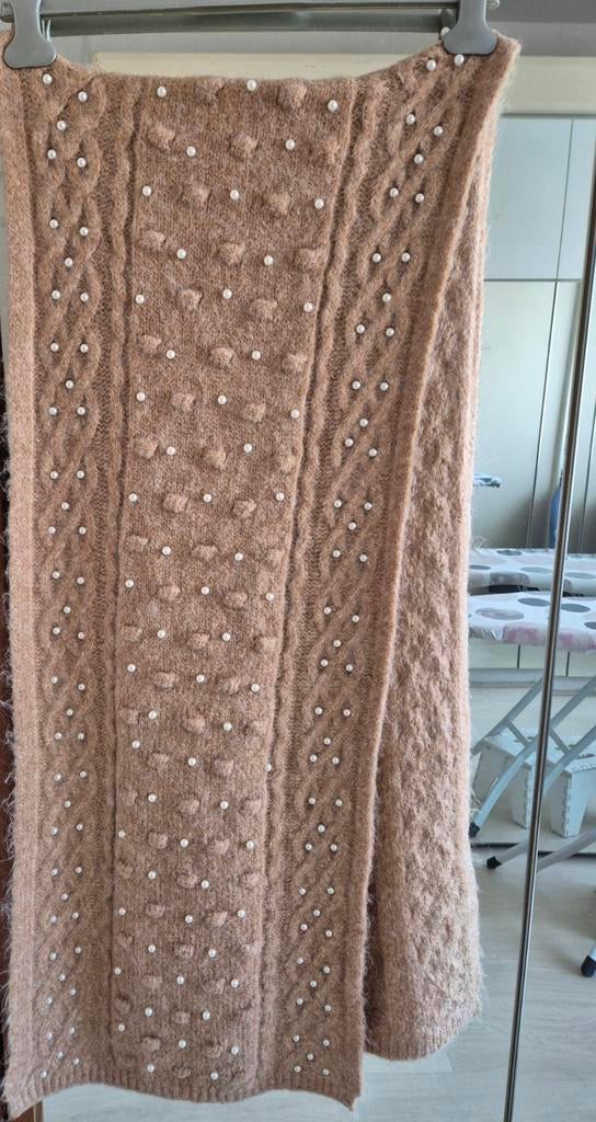 écharpe neuve beige étole châle + perle blanche 200 x 38 cm, Enlèvement ou Envoi, Écharpe