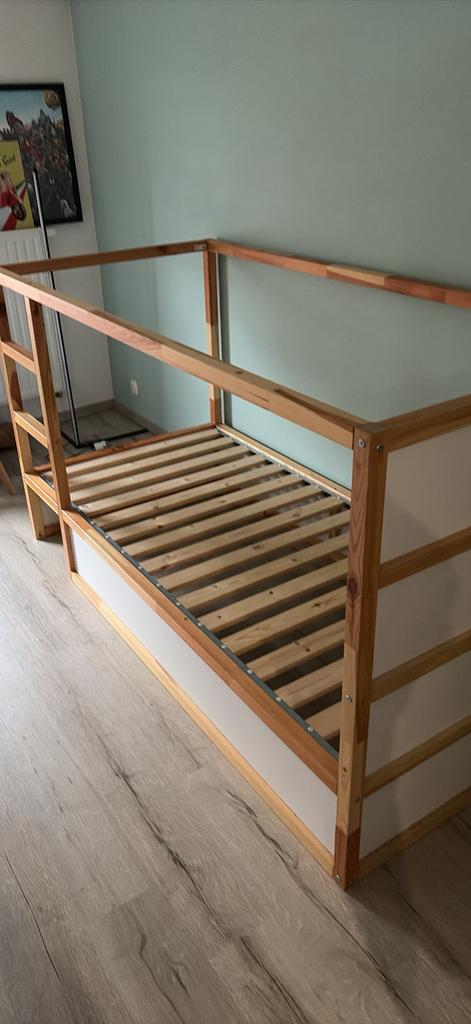 Lit cabane ikea, Enlèvement, Comme neuf