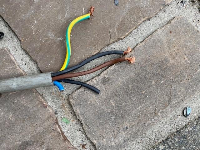 Rallonge de 24 m 5G x 2,5 mm² + prises, Bricolage & Construction, Électricité & Câbles, Utilisé, Câble ou Fil électrique, Enlèvement