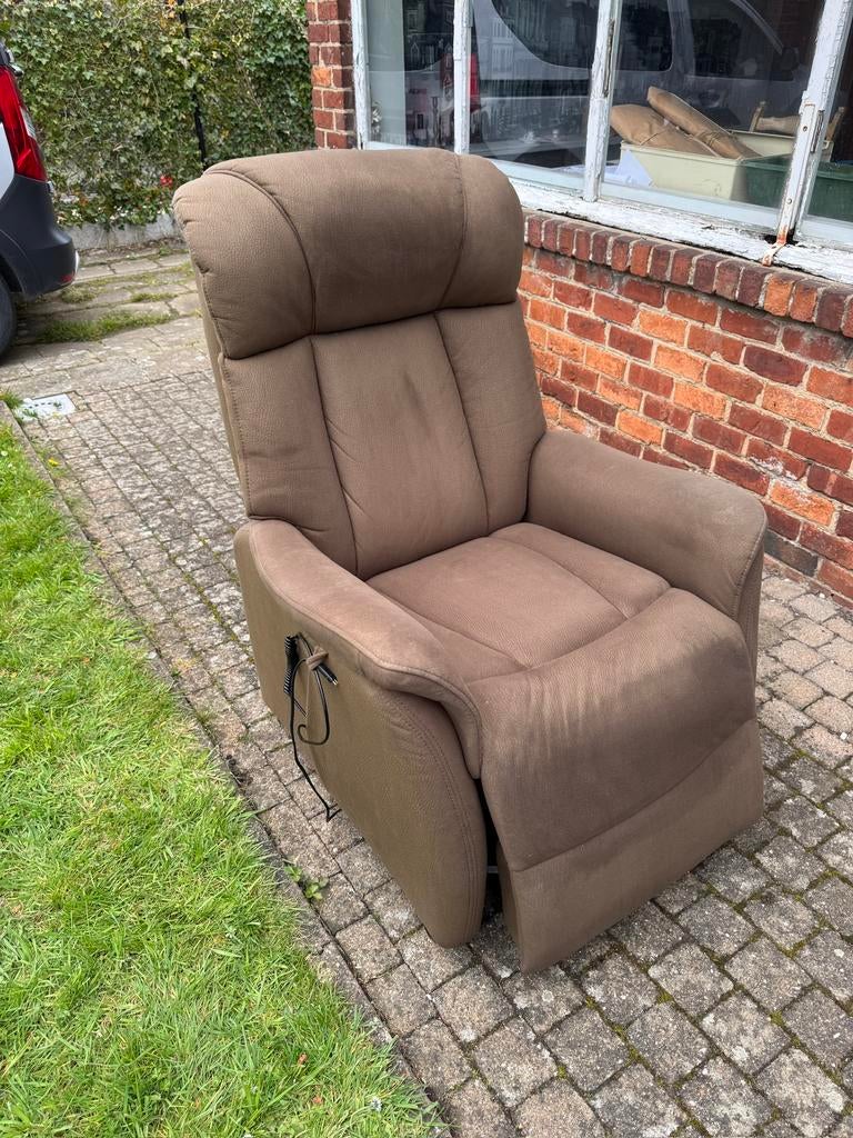 Elektrische relaxzetel met liftfunctie, comfortabel & functi, 75 à 100 cm, Enlèvement, Utilisé, 75 à 100 cm