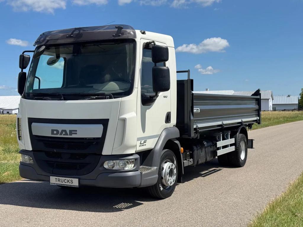 DAF LF 180 3 KANT KIPPER EURO6 NIEUWSTAAT! (bj 2017), Auto's, Vrachtwagens, Euro 6, Overige brandstoffen, Bedrijf, DAF