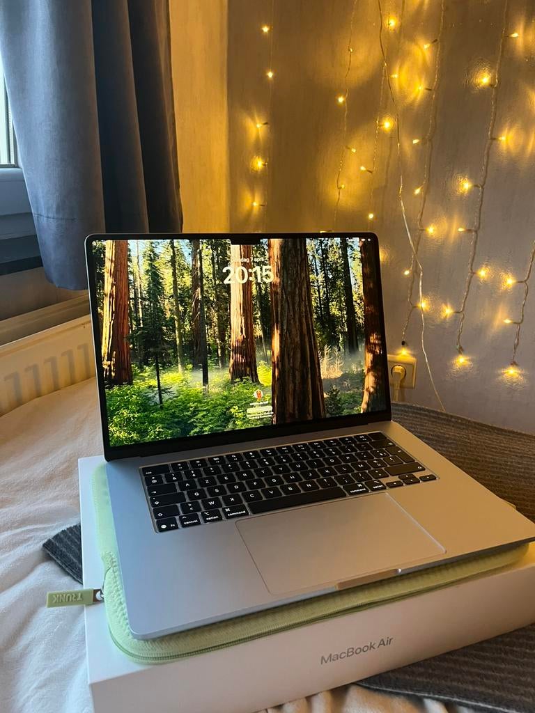 Macbook air + hoes, Computers en Software, Ophalen, 256 GB, 15 inch, Zo goed als nieuw