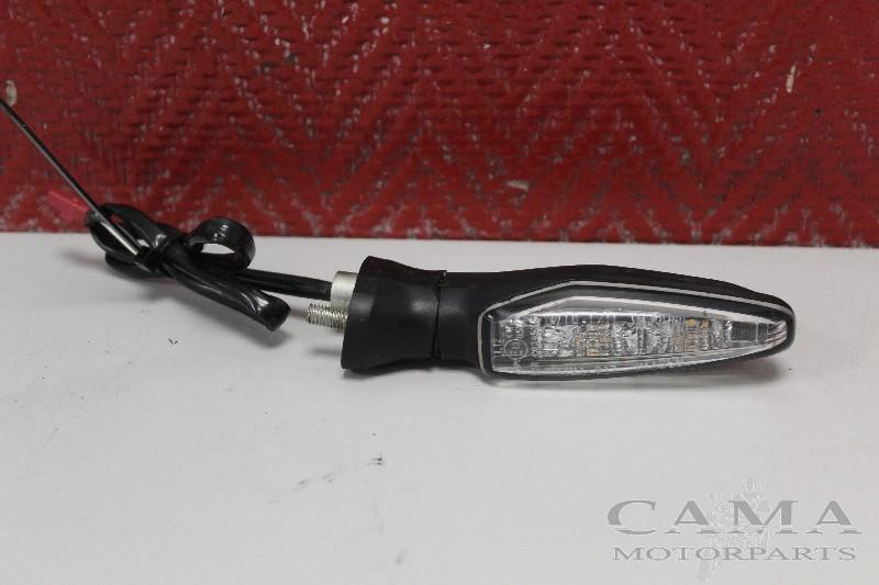 CLIGNOTANT Suzuki GSX R 1000 2017-2020 (GSXR1000), Dhr. S. di Majo, Utilisé, Info@cama-motorparts.nl, P.J. Troelstraweg 8 8
3144 CX  MAASSLUIS, NL