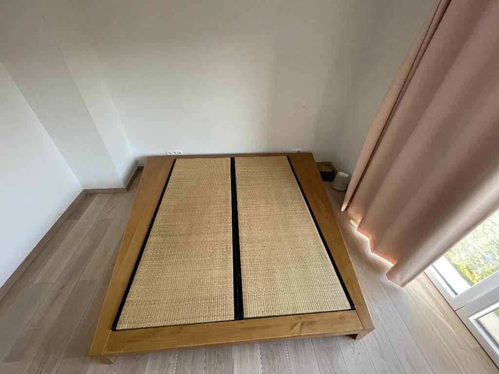 Lit / Bed :Futon Design Kalypso miel / honing, Japonais / Japanse, Enlèvement, Utilisé, Bois