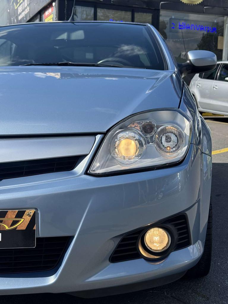 Opel Tigra Tigra Twintop 1.4i XEP 16v Cosmo, Autos, Opel, Cuir, Argent ou Gris, 90 ch, Entreprise