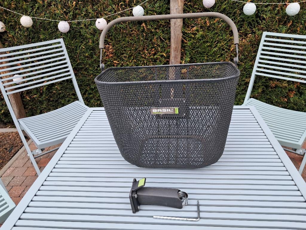 Fietsmandje (afneembaar), Fietsen en Brommers, Ophalen, Gebruikt, Stuurbevestiging, Basil