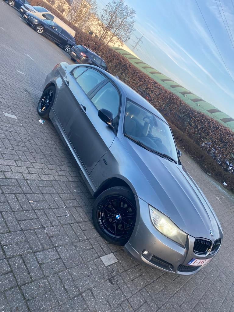 Bmw e90 320d facelift lci gekeurd vvkp euro5, Auto's, BMW, Particulier, 3 Reeks, USB, Diesel, Euro 5, Berline, Handgeschakeld