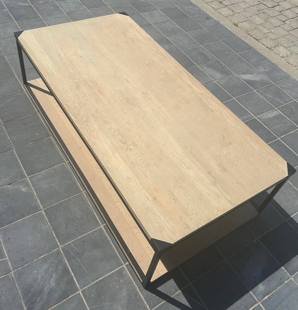 Salontafel Flamant, Ophalen