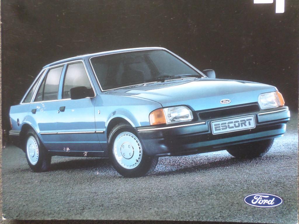 Ford Escort & XR3i & RS Turbo 1987 Brochure, Boeken, Auto's | Folders en Tijdschriften, Ford, Ophalen of Verzenden