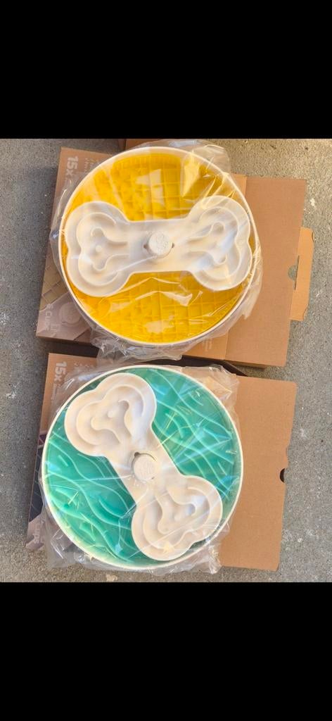 Puzzle feeder/puzzle lickbowl NIEUW, Enlèvement