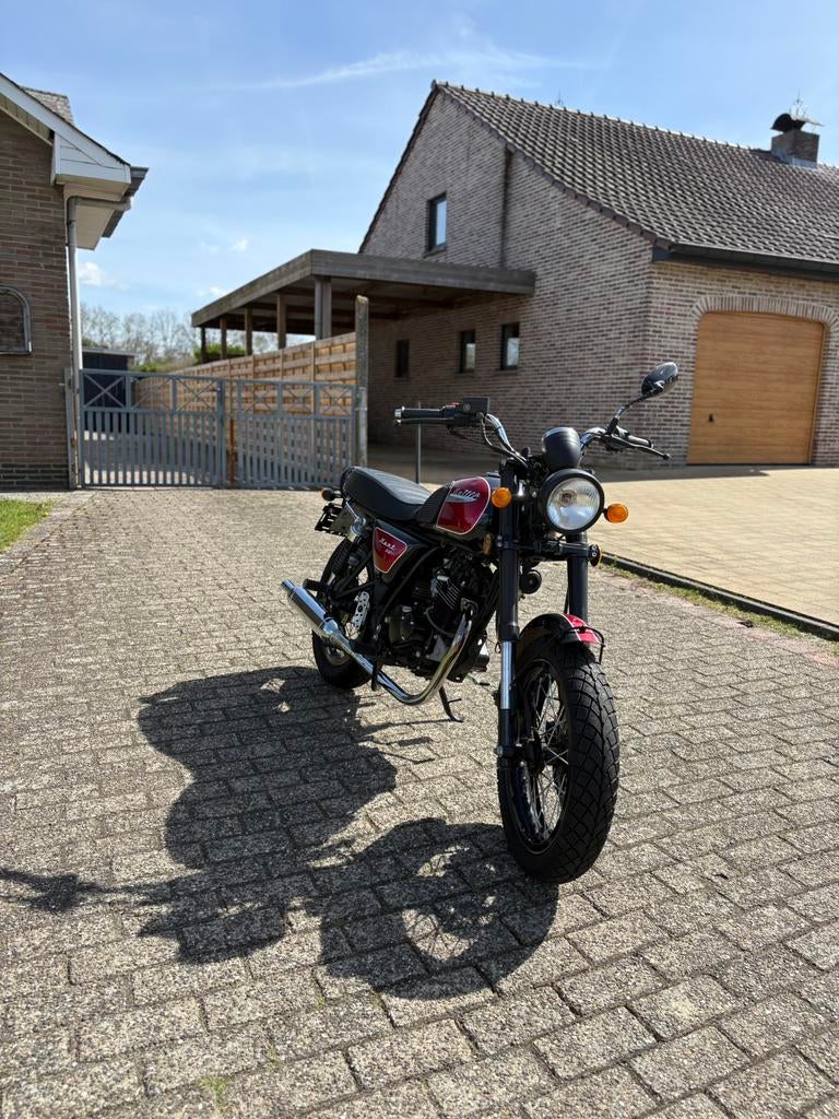 Bullit huntS 125cc, Motos, Motos | Marques Autre, Particulier, Tourisme, jusqu'à 11 kW, 1 cylindre, Permis Moto A1 minimum, Enlèvement